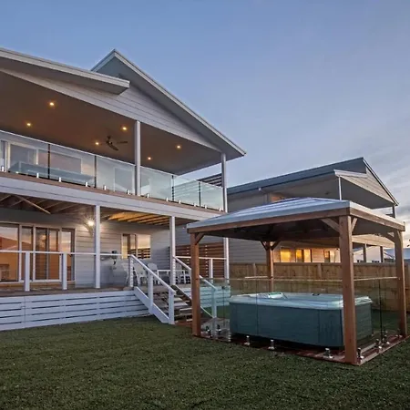 Grande Nisi Casa Cowes Villa Exterior photo